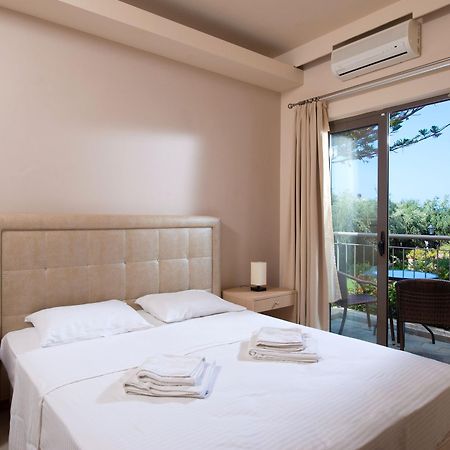 Hotel Oasis Beach (Adults Only) Anissaras Dış mekan fotoğraf